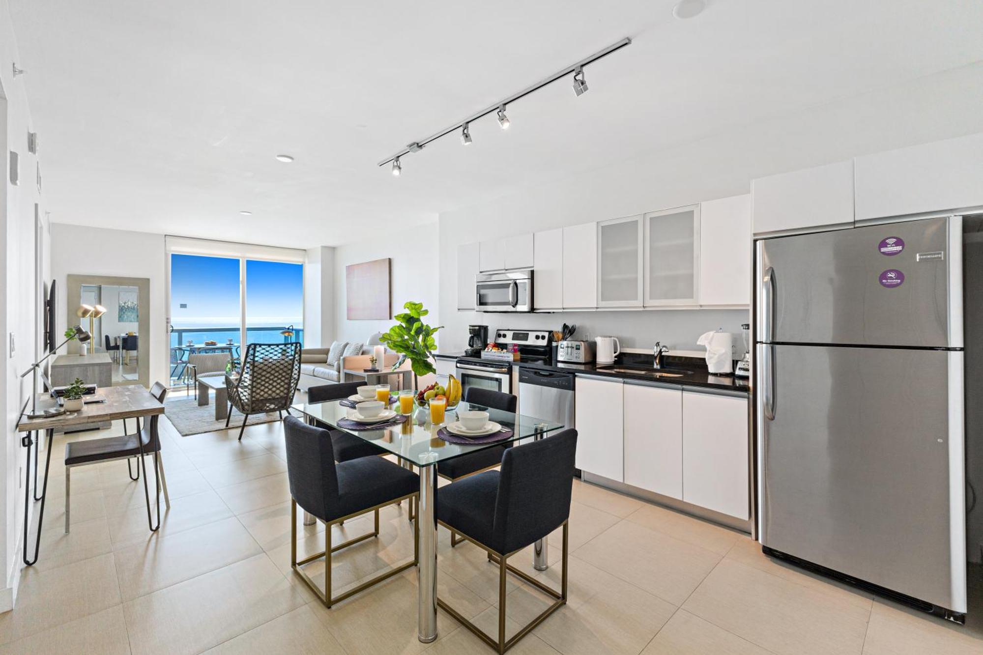 Dharma Home Suites Miami Beach At Monte Carlo Exterior photo